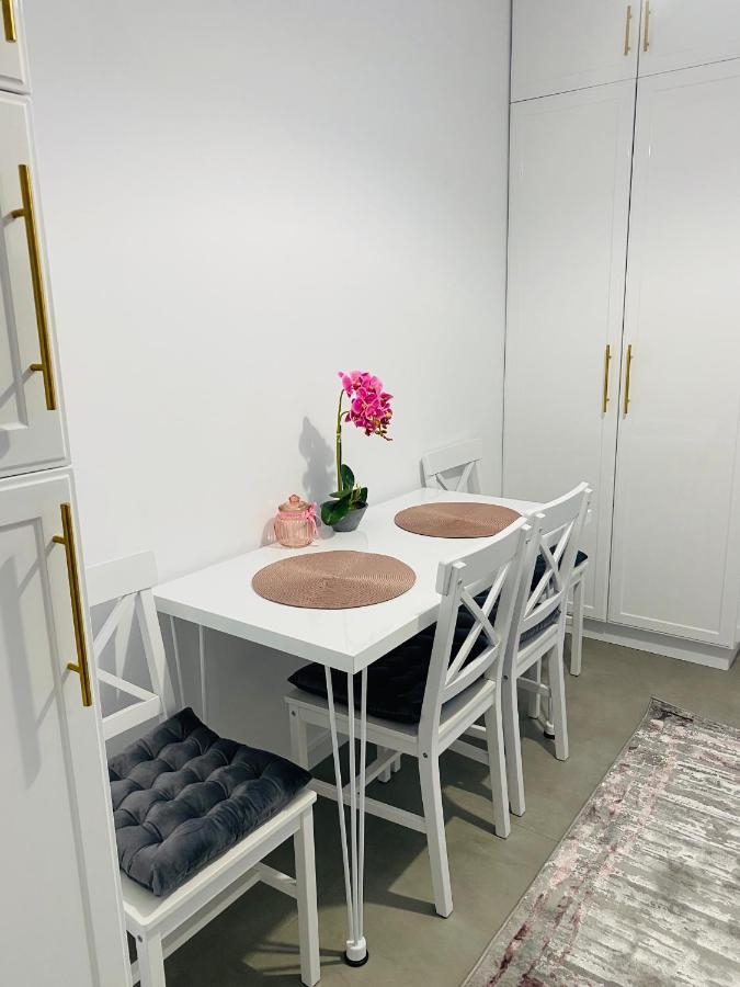 Luxury Queen Câmpulung Moldovenesc Exteriör bild